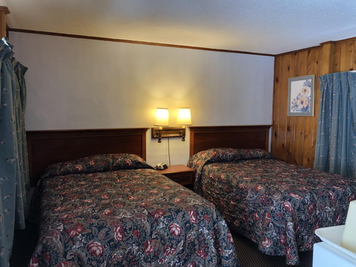 Sun N Snow Hotel Cadillac Bagian luar foto