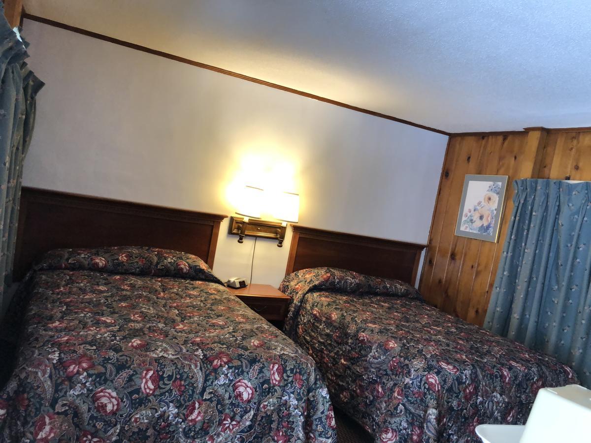 Sun N Snow Hotel Cadillac Bagian luar foto