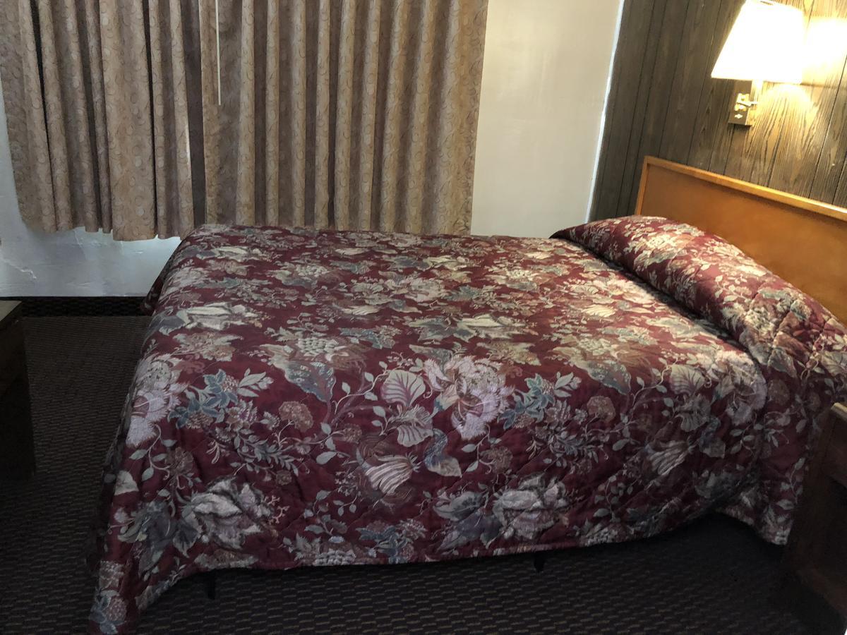 Sun N Snow Hotel Cadillac Bagian luar foto
