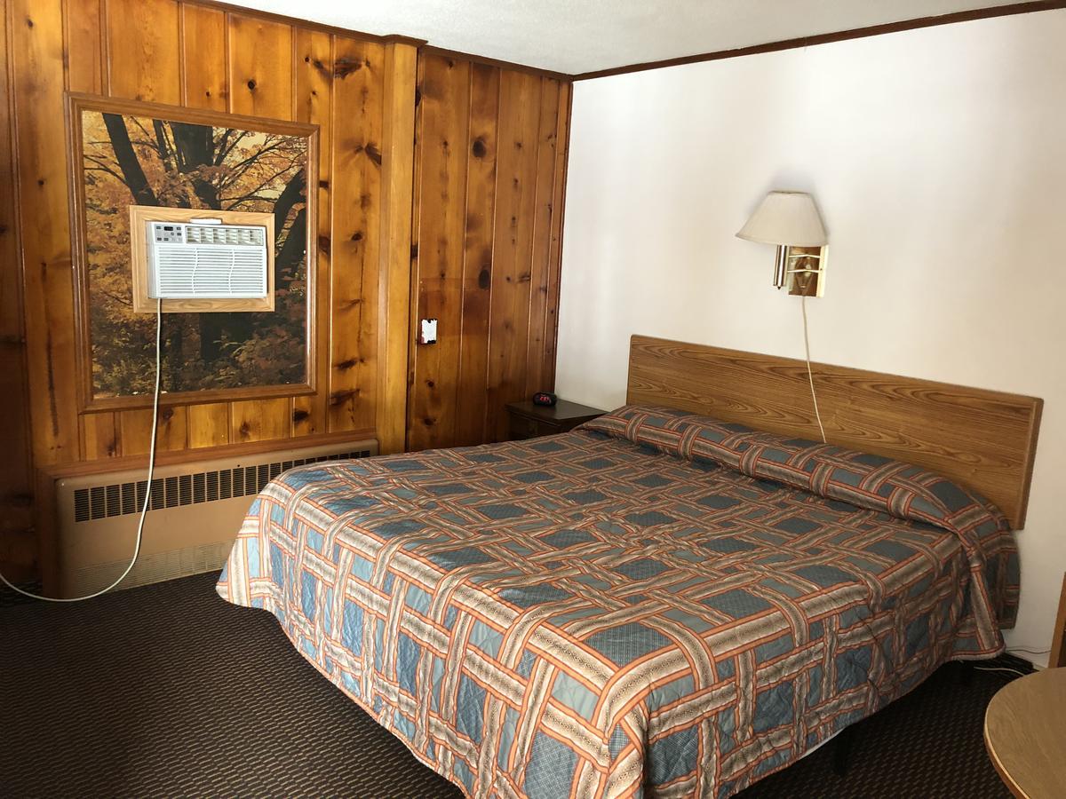 Sun N Snow Hotel Cadillac Bagian luar foto